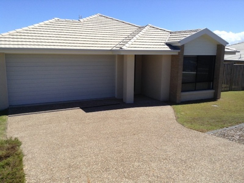 62 Bay Park Road, Wondunna QLD 4655