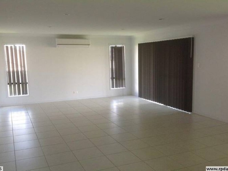 62 Bay Park Road, Wondunna QLD 4655