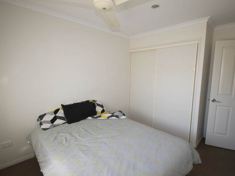 21 Moonstone Drive, Urangan QLD 4655