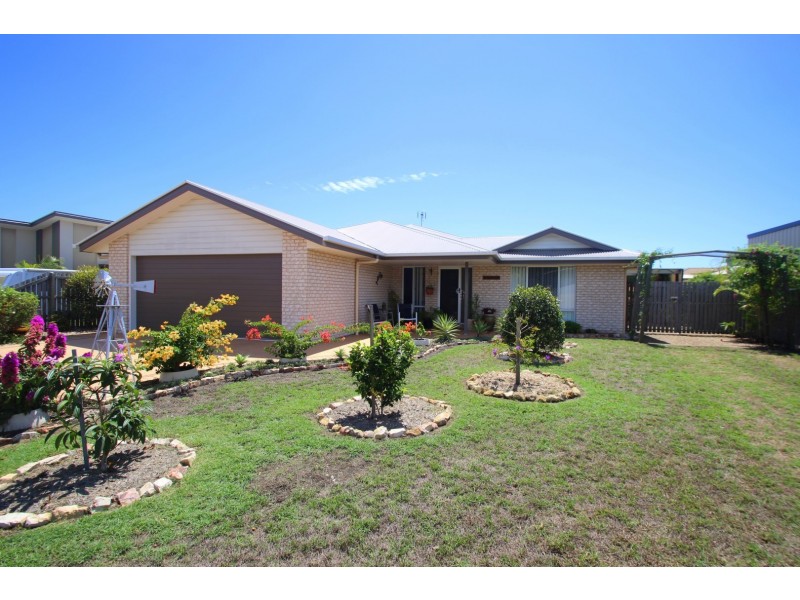 13 Lancaster Circuit, Urraween QLD 4655