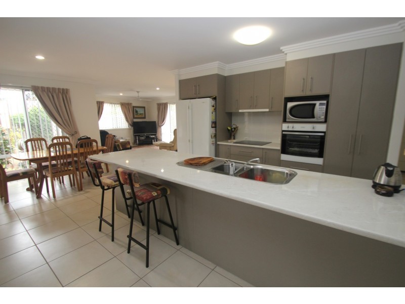 13 Lancaster Circuit, Urraween QLD 4655