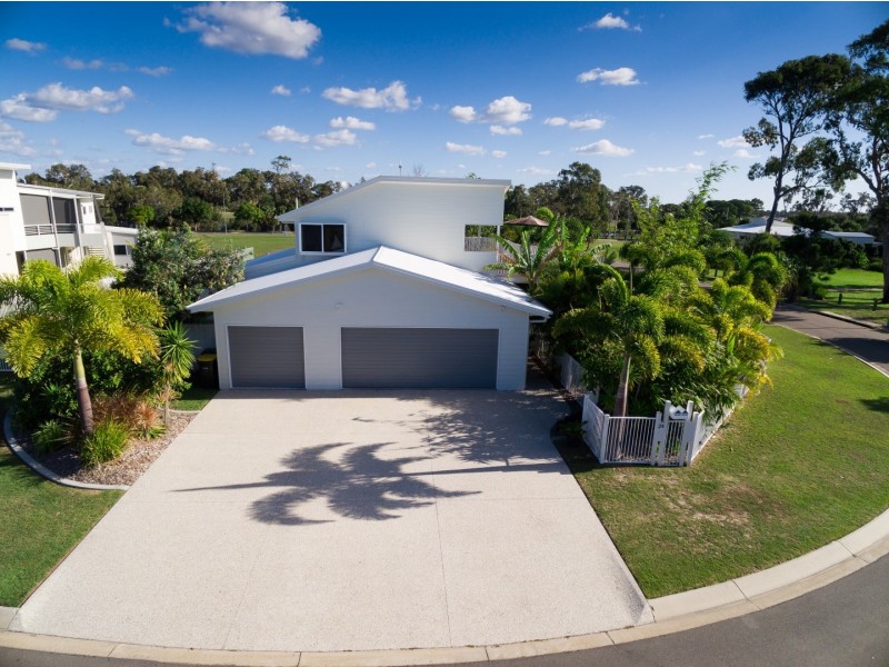 24 Sandcastles Circuit, Burrum Heads QLD 4659