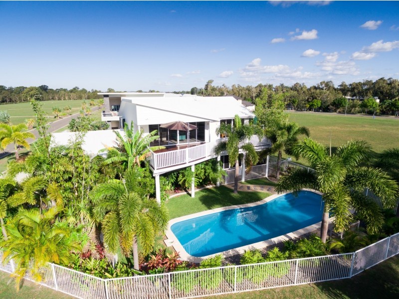 24 Sandcastles Circuit, Burrum Heads QLD 4659