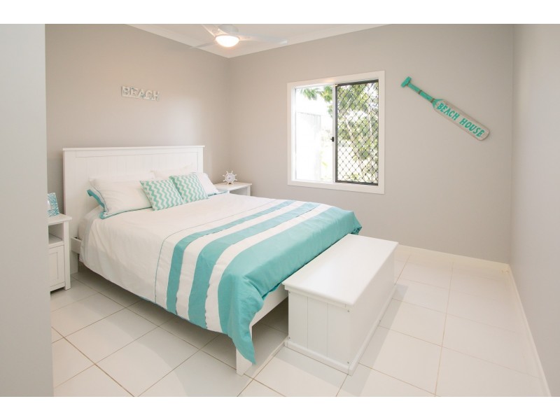 24 Sandcastles Circuit, Burrum Heads QLD 4659