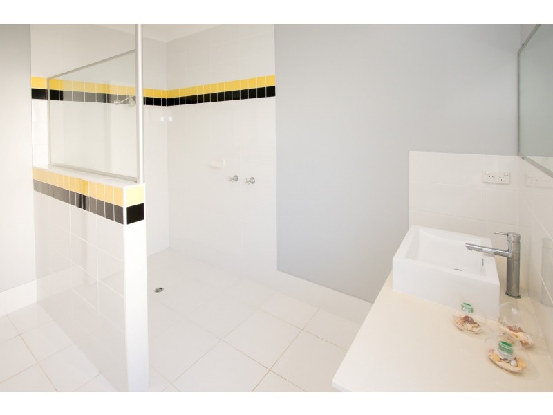 24 Sandcastles Circuit, Burrum Heads QLD 4659