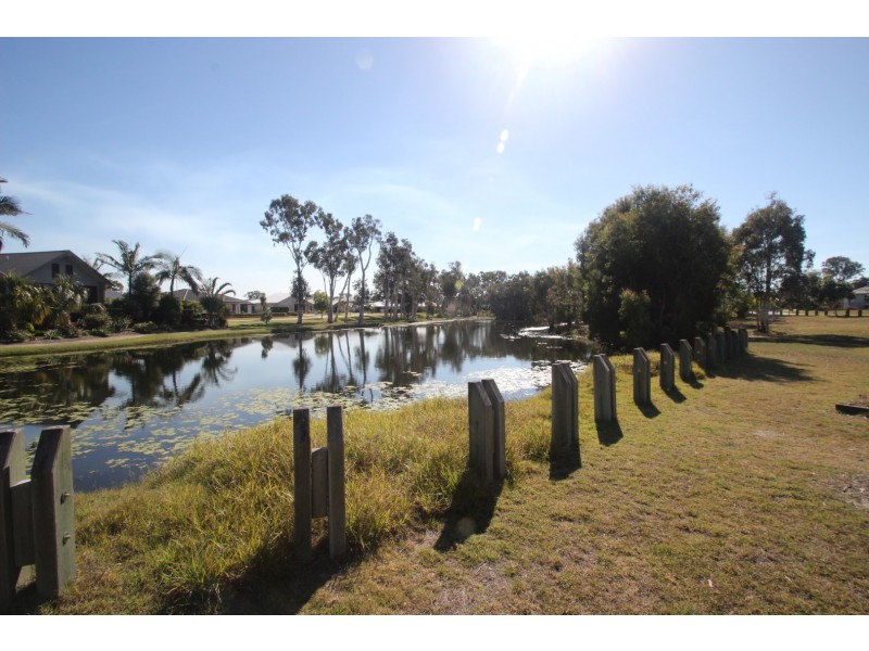 24 Sandcastles Circuit, Burrum Heads QLD 4659