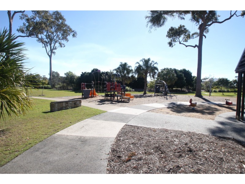 24 Sandcastles Circuit, Burrum Heads QLD 4659