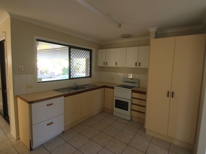 28 Galatea Street, Point Vernon QLD 4655