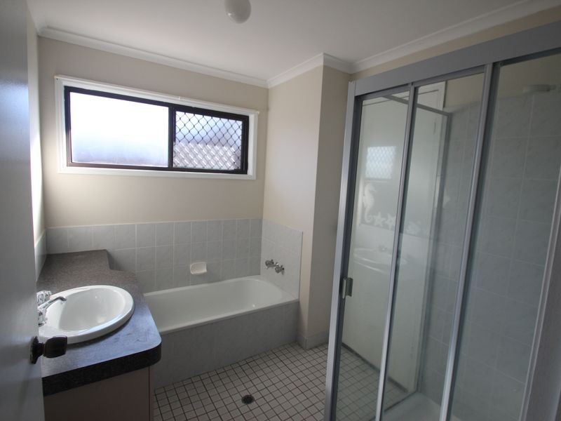 28 Galatea Street, Point Vernon QLD 4655