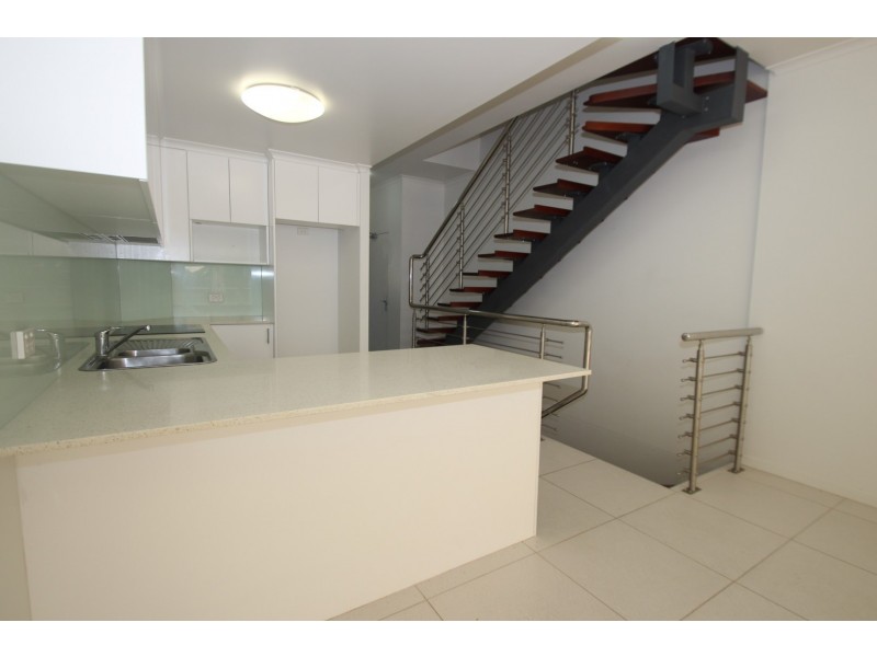 Unit 9/13-19 Hythe Street, Pialba QLD 4655