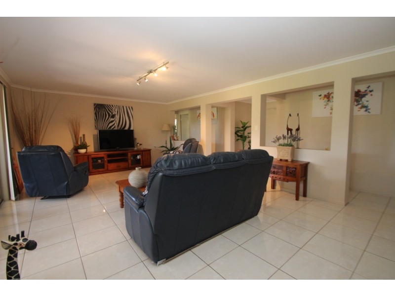 6 Hoya Court, Craignish QLD 4655