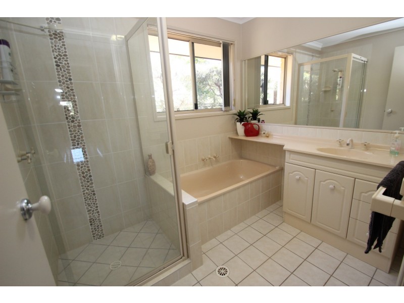 6 Hoya Court, Craignish QLD 4655