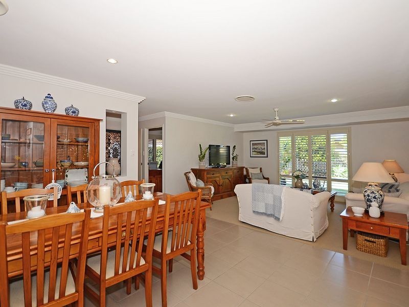 8 Pembridge Circuit, Urraween QLD 4655