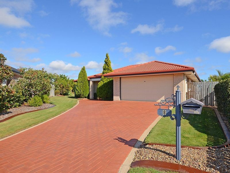 8 Pembridge Circuit, Urraween QLD 4655
