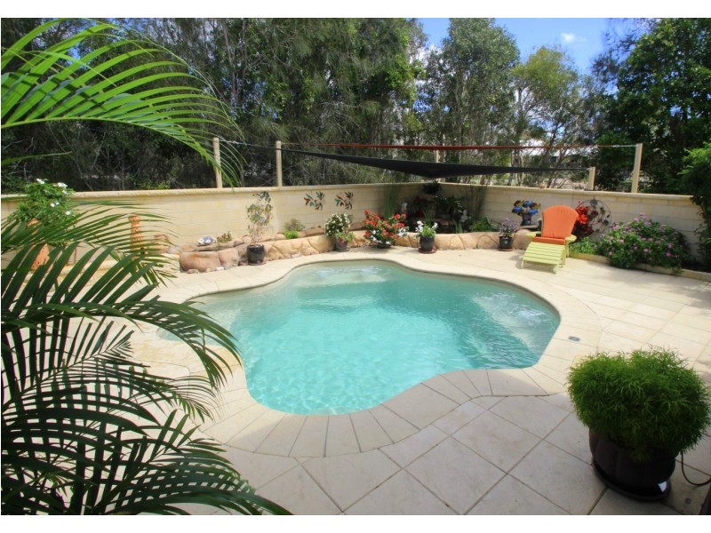 13 Conservation Drive, Urraween QLD 4655