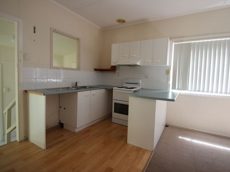 26 Spence Street, Point Vernon QLD 4655