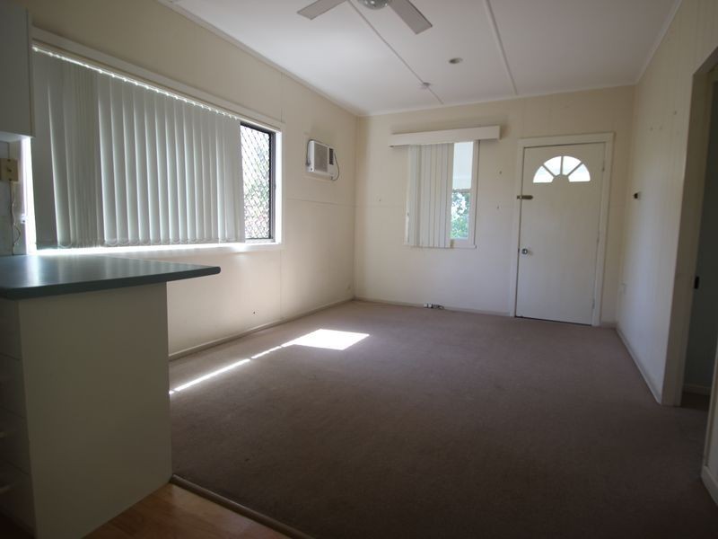 26 Spence Street, Point Vernon QLD 4655