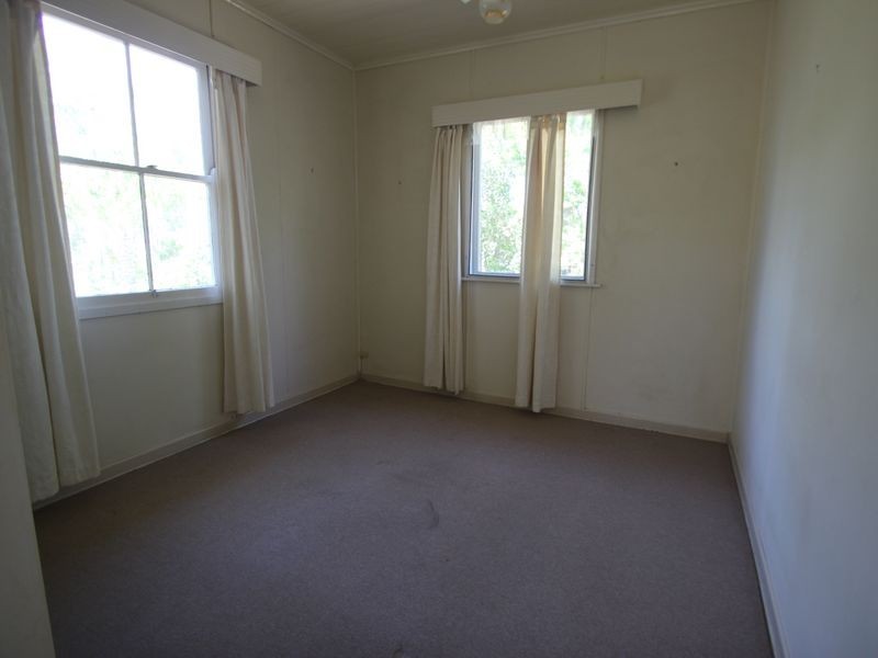 26 Spence Street, Point Vernon QLD 4655