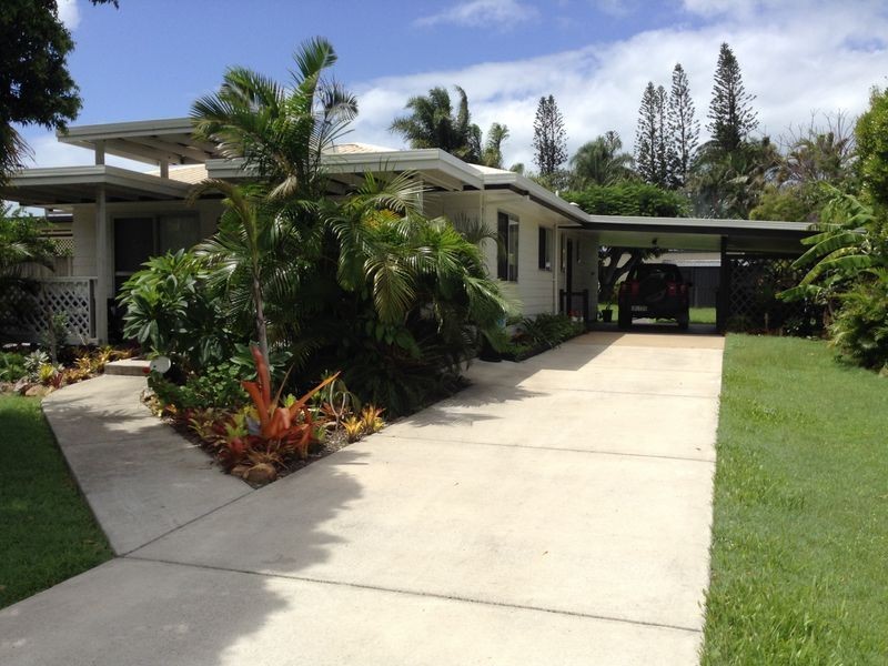 7 Charleville Street, Point Vernon QLD 4655