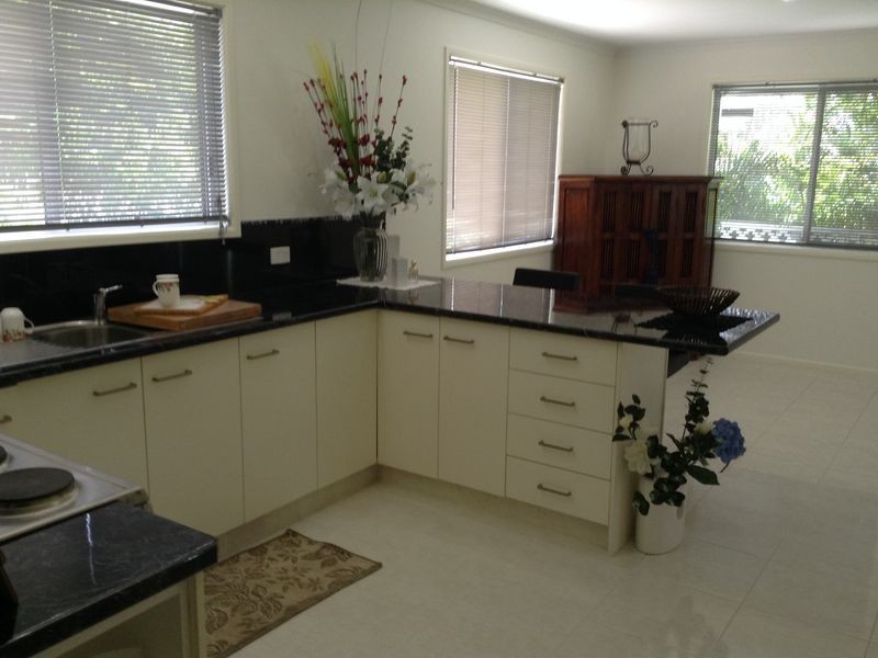7 Charleville Street, Point Vernon QLD 4655