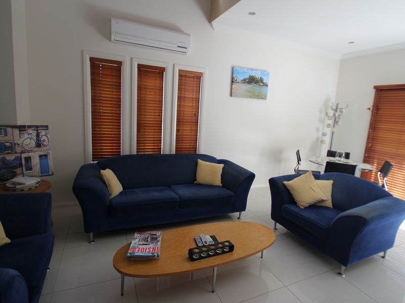 1/243 Torquay Terrace, Torquay QLD 4655