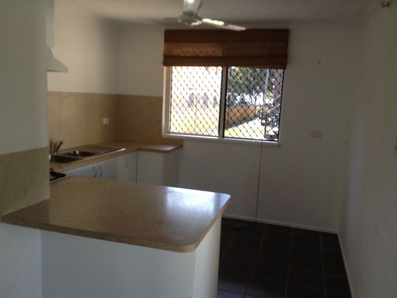 10/494 Esplanade, Torquay QLD 4655