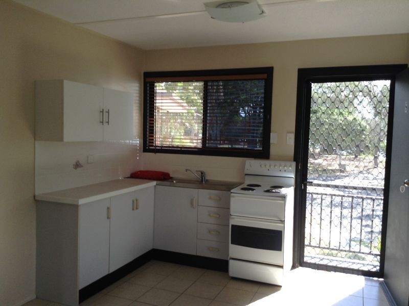 5/494 Esplanade, Torquay QLD 4655