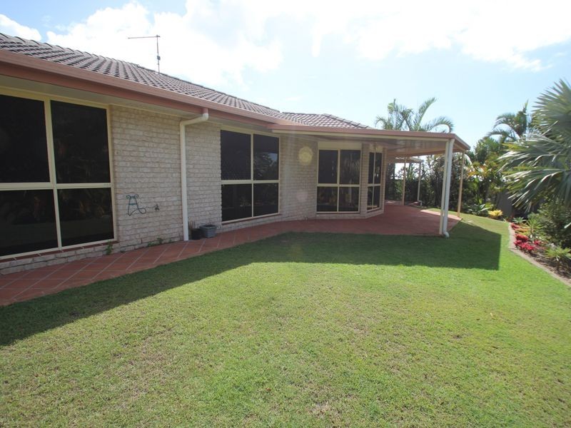 58-60 Palm Way, Dundowran QLD 4655