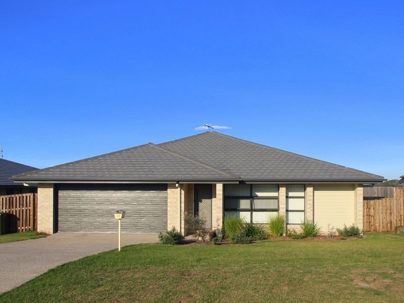 12 Parkview Street, Wondunna QLD 4655