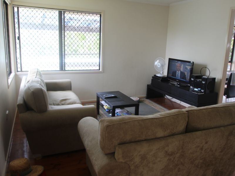 9 Island Outlook, River Heads QLD 4655