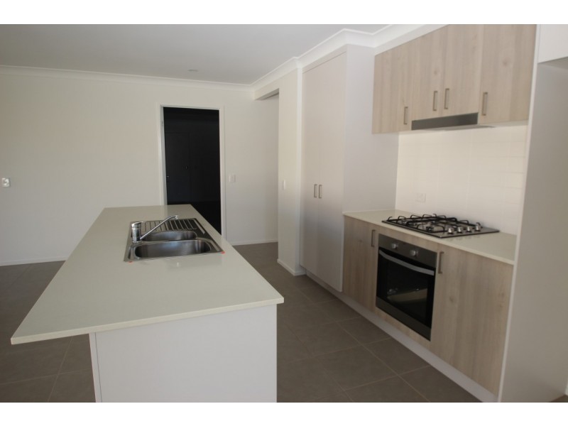 17 Wylie Way, Urraween QLD 4655