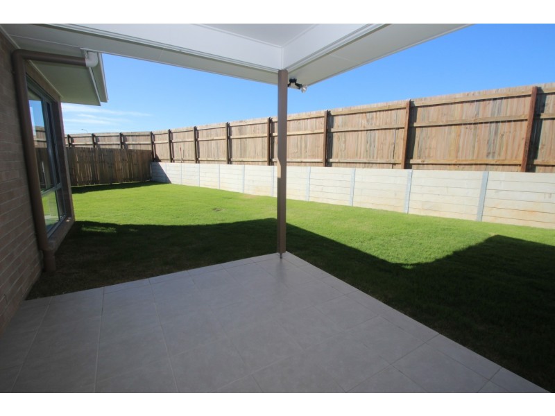17 Wylie Way, Urraween QLD 4655
