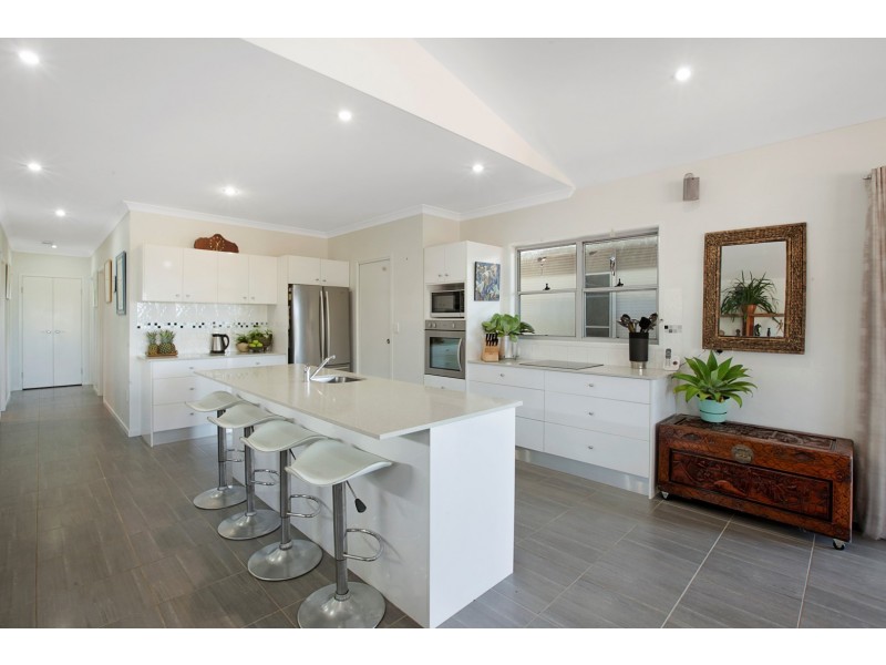 4 Agnes Court, Craignish QLD 4655