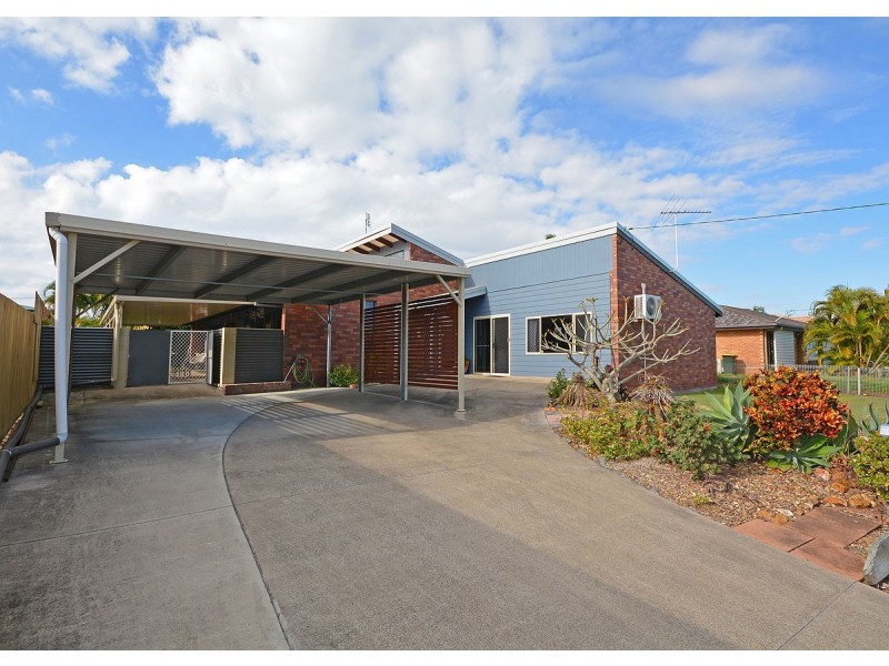 36 Hansen Street, Urangan QLD 4655