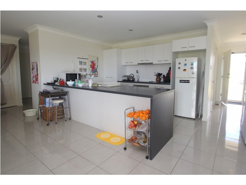 6 Parkview Street, Wondunna QLD 4655