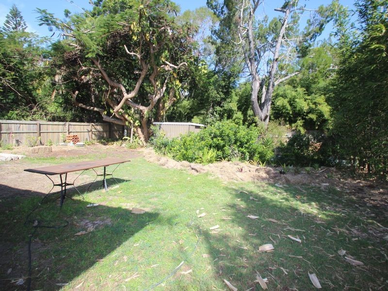 109 Freshwater Street, Torquay QLD 4655