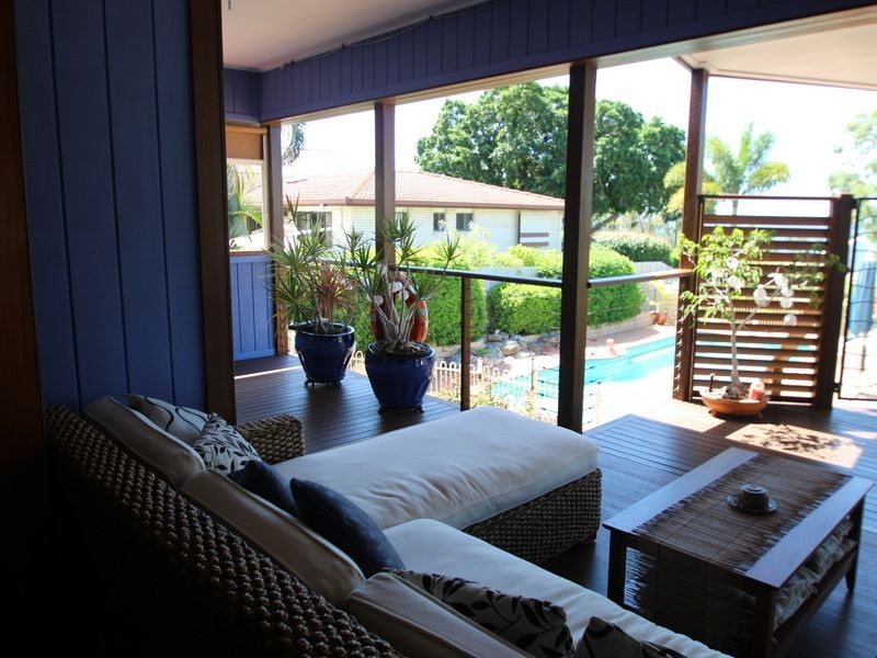 1 Flinders Street, Point Vernon QLD 4655