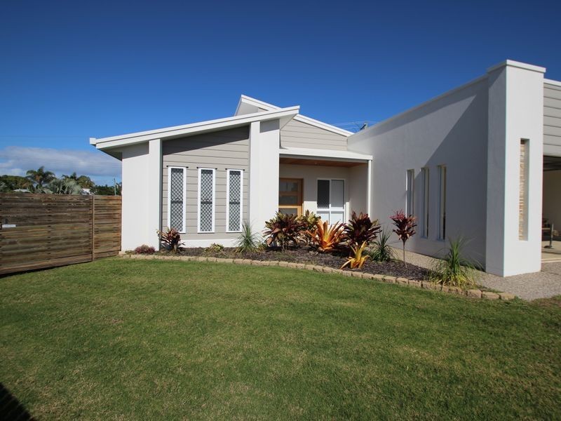 Point Vernon QLD 4655