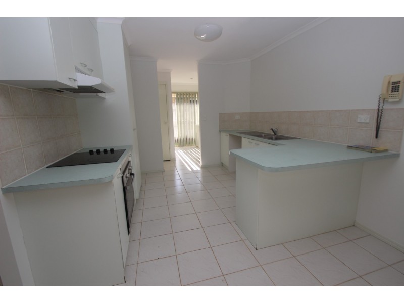 5 King Richard Court, Urangan QLD 4655