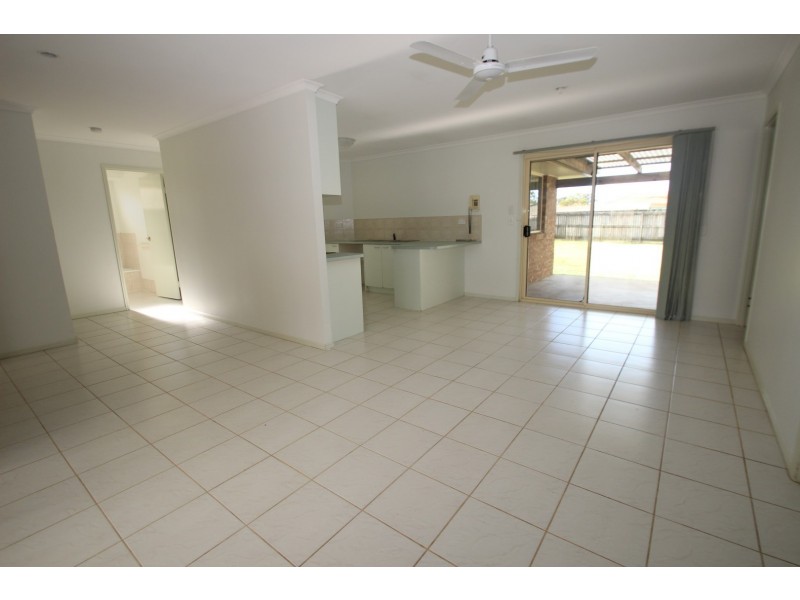 5 King Richard Court, Urangan QLD 4655