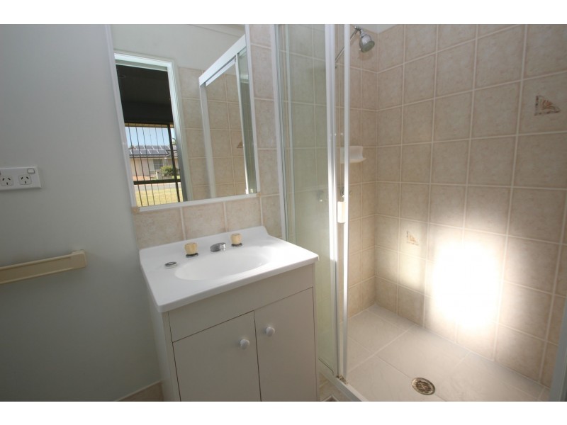 5 King Richard Court, Urangan QLD 4655