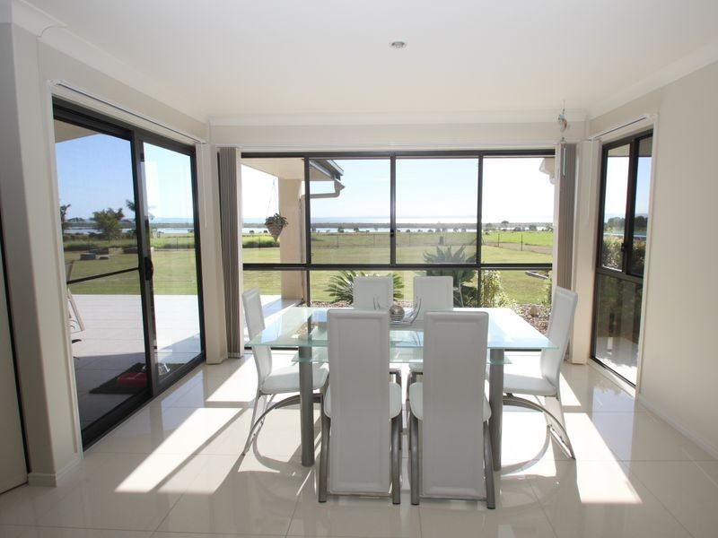 117 Cove Boulevard, River Heads QLD 4655