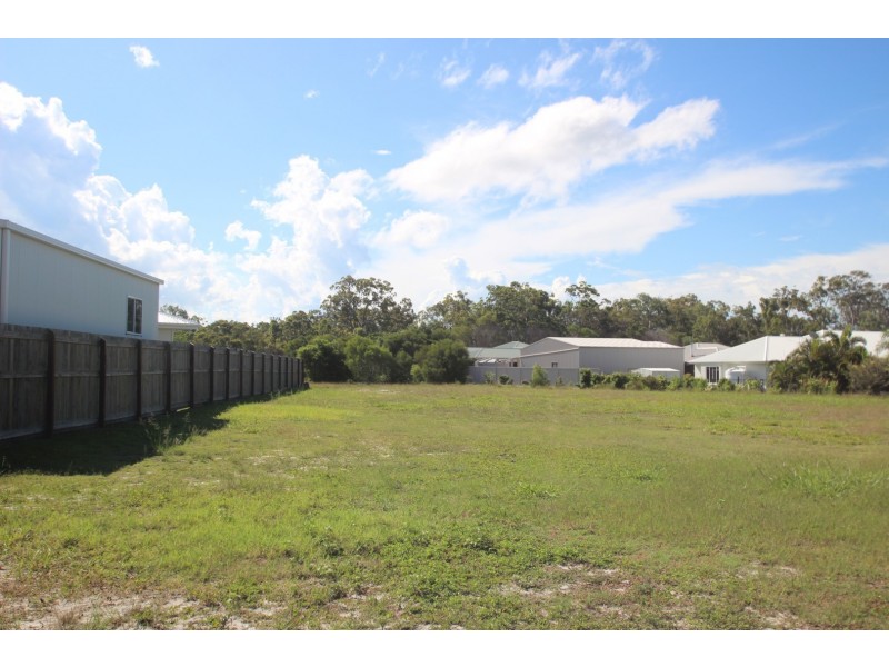 48 Honey Myrtle Close, Burrum Heads QLD 4659