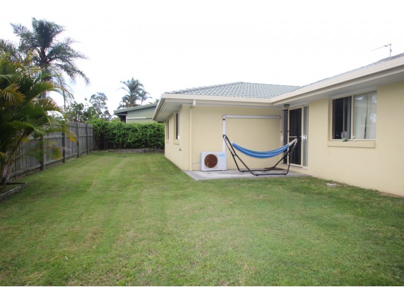 Unit 1 and 2/114 Tooth Street, Pialba QLD 4655