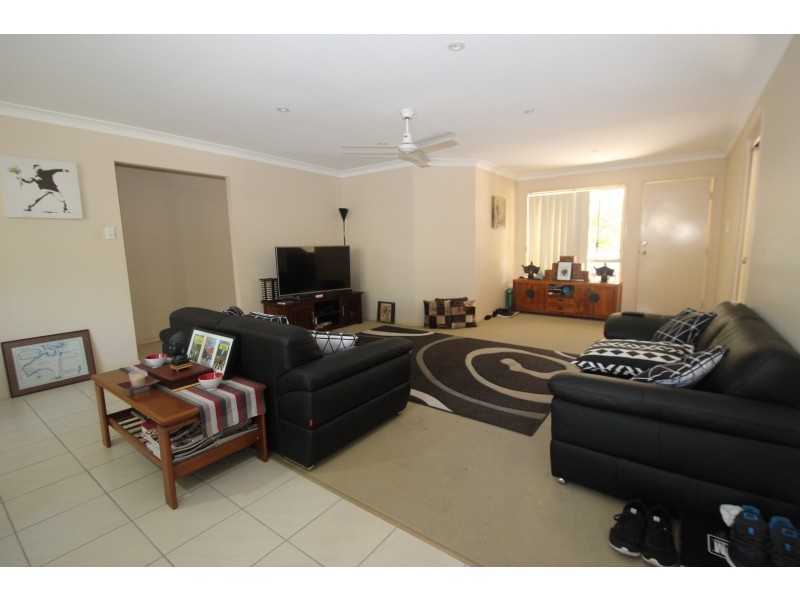 Unit 1 and 2/114 Tooth Street, Pialba QLD 4655