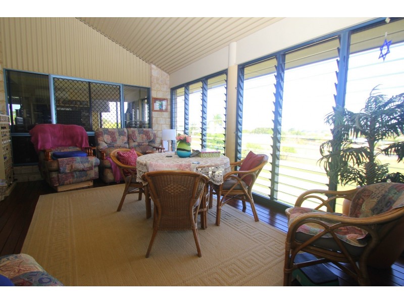 1-5 Bromiley Court, Dundowran QLD 4655