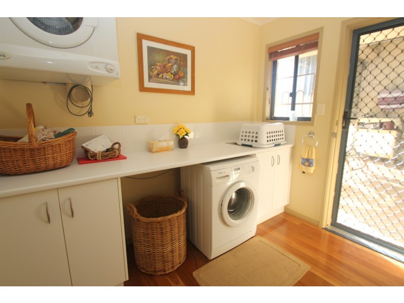 1-5 Bromiley Court, Dundowran QLD 4655