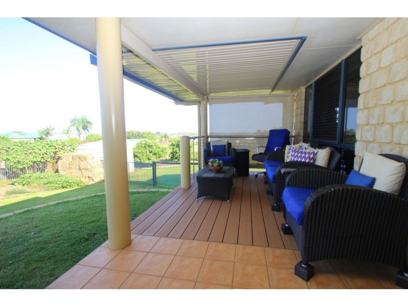 1-5 Bromiley Court, Dundowran QLD 4655