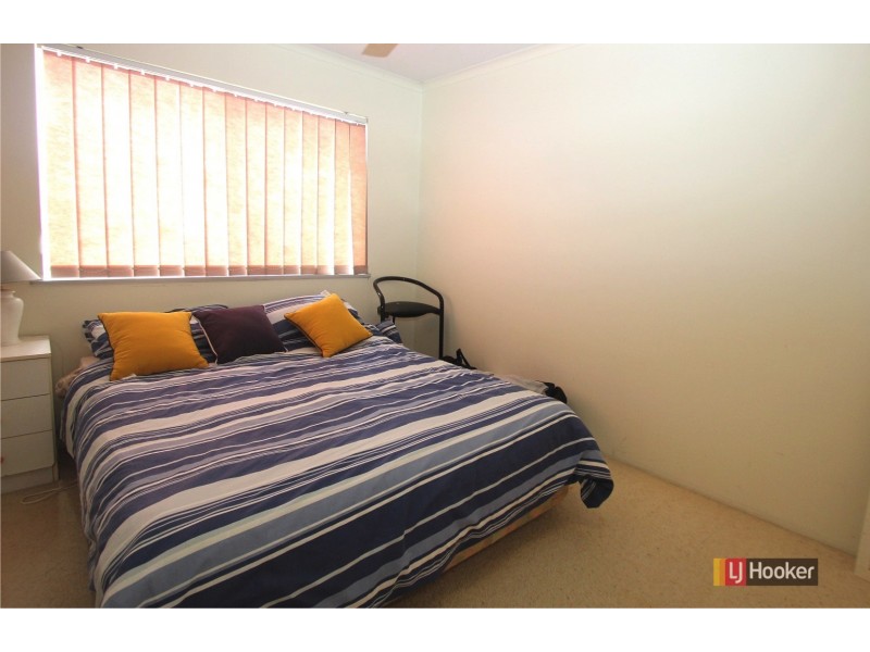 Unit 5/458 Esplanade, Torquay QLD 4655