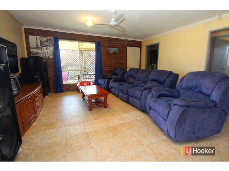 721 Boat Harbour Drive, Urangan QLD 4655